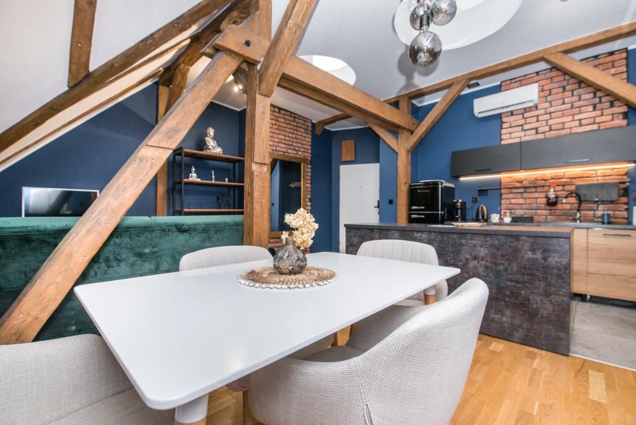 Uroczy Apartament 글리비체 외부 사진